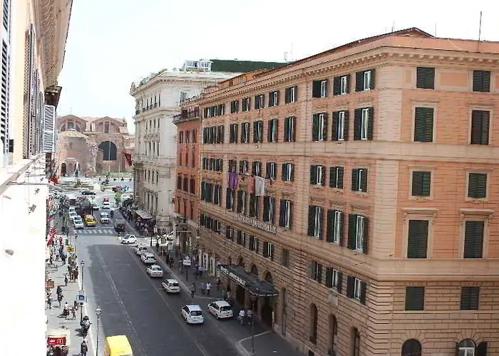 Alius Hotel 2*