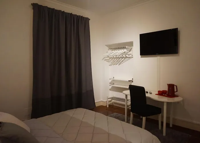 Alius Hotel 2*